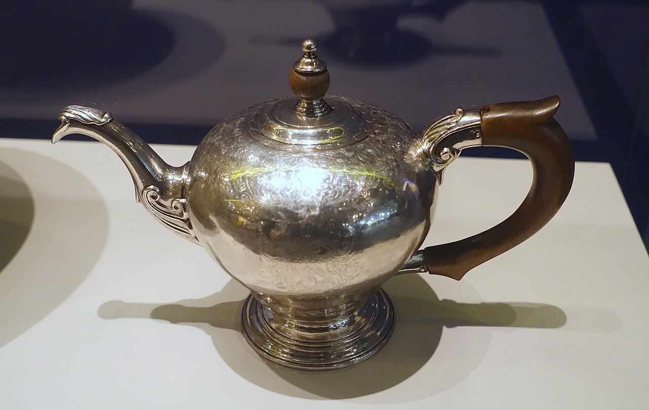 Sterling silver teapot by Samuel Casey, Rhode Island, c. 1750 (National Museum of American History)