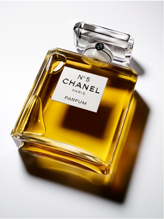Designer perfume and cologne bottles — Chanel, Dior, Creed and Tom Ford — sell your fragrance in Boston at LBC Pawn