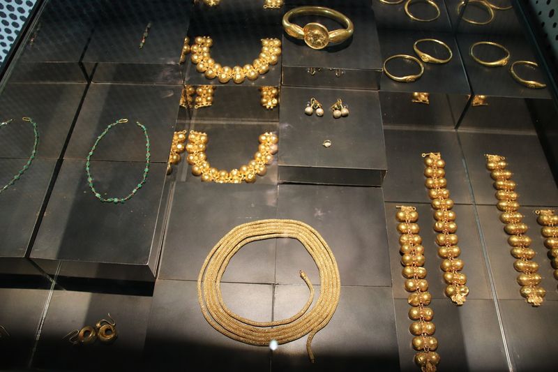 Text photos for a fast quote — sell gold jewelry in Boston, text 857-867-6468